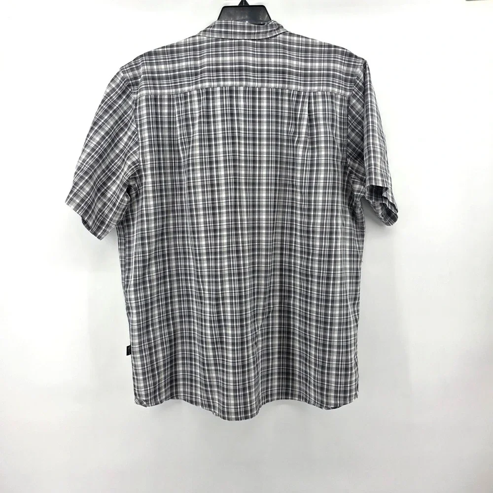 The North Face Mens XL Gray Plaid S/S Performance Button Up Hiking Shirt Pocket